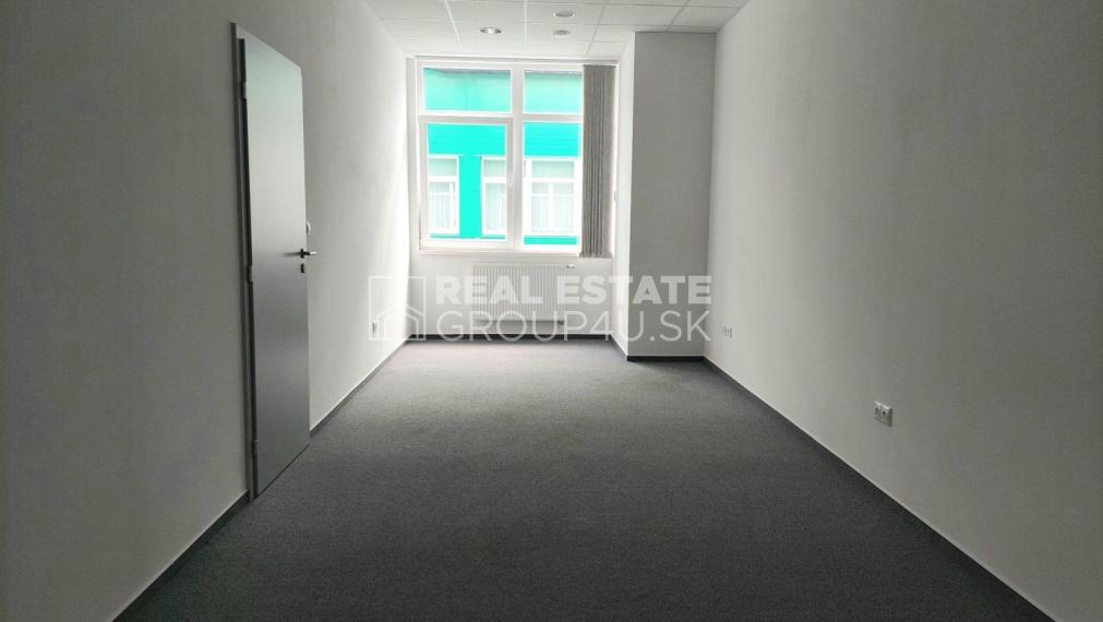 PRENÁJOM: administratívne priestory Pov. Bystrica, Hliny