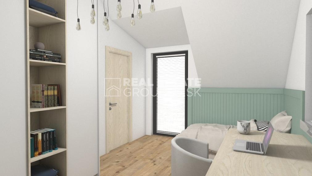 DVOJPODLAŽNÝ  RD  S POZEMKOM V BLÍZKOSTI LESA