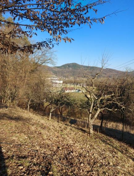 REKREAČNÝ POZEMOK  -  1000 m2 - PÚCHOV