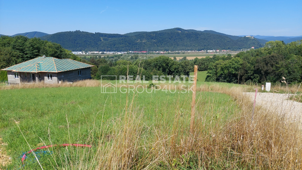 Predaj: STAVEBNÝ POZEMOK 731 m2 - DRÁHY, Pov. Bystrica