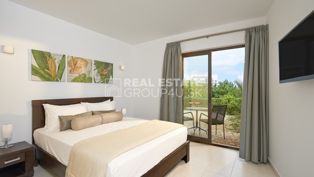 KAPVERDY - 2 SPÁLŇOVÁ VILA - pobrežie ostrova Sal