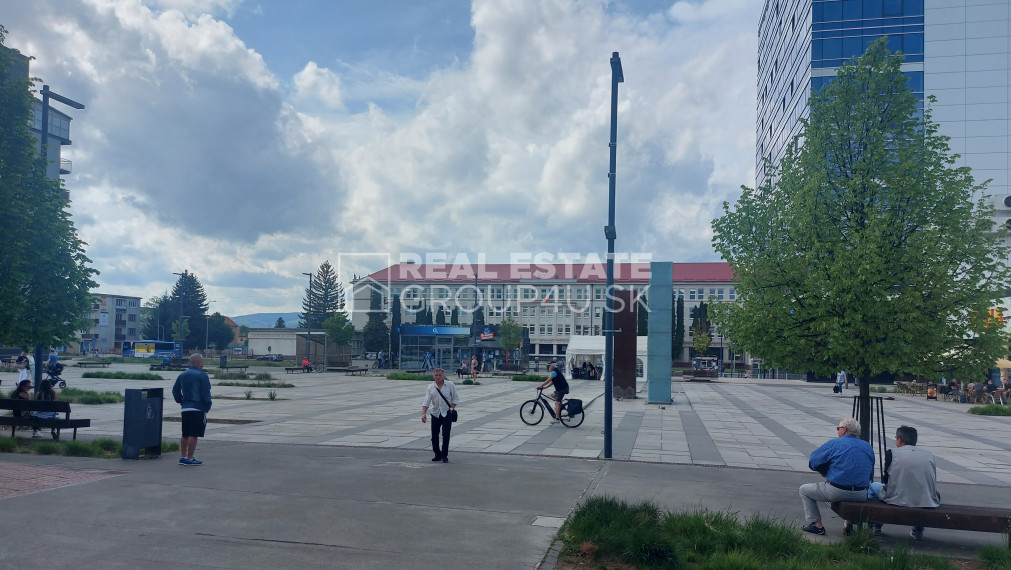 PRENÁJOM: DVA NEBYTOVÉ PRIESTORY  - CENTRUM DUBNICA n/V