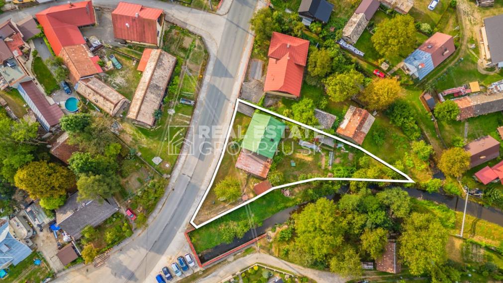 ZNÍŽENÁ CENA - MALEBNÁ DREVENICA  S POZEMKOM - LAZY pod MAKYTOU