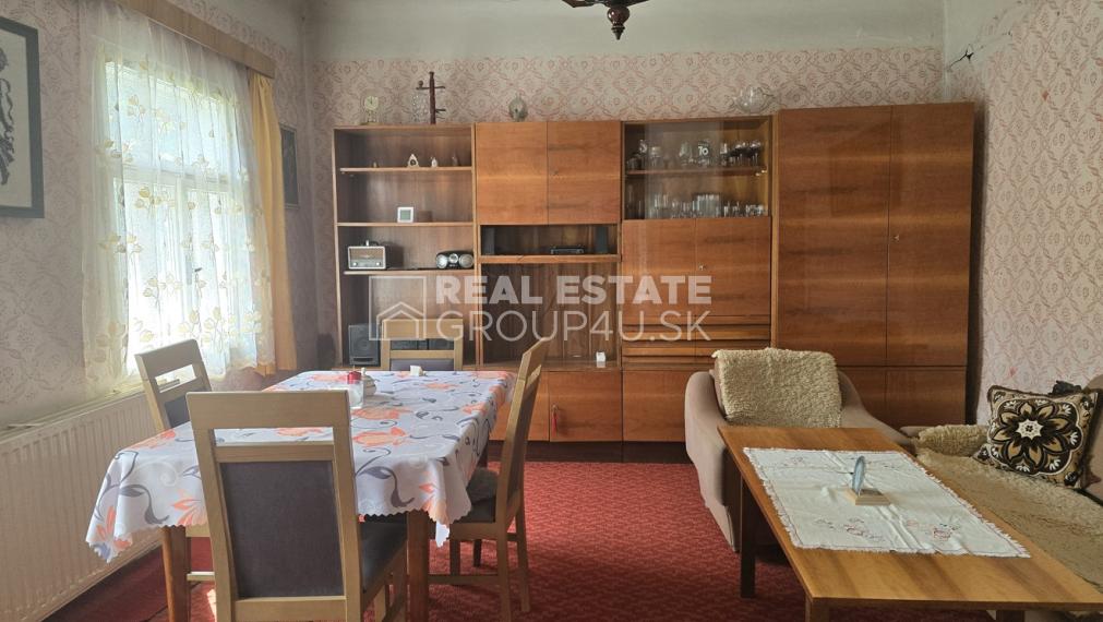 ZNÍŽENÁ CENA - MALEBNÁ DREVENICA  S POZEMKOM - LAZY pod MAKYTOU