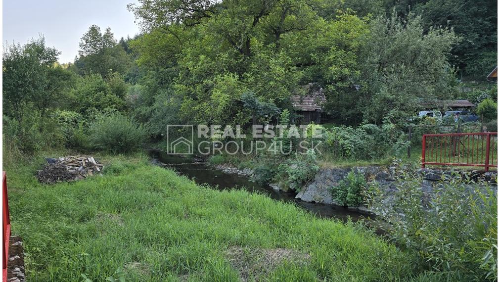ZNÍŽENÁ CENA - MALEBNÁ DREVENICA  S POZEMKOM - LAZY pod MAKYTOU