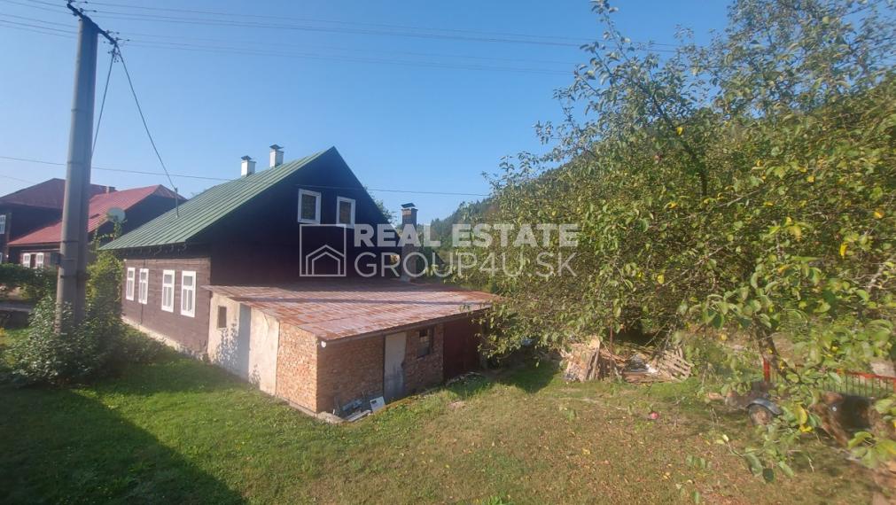 ZNÍŽENÁ CENA - MALEBNÁ DREVENICA  S POZEMKOM - LAZY pod MAKYTOU