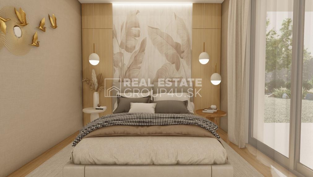 4IZ BUNGALOV V POVAŽSKEJ BYSTRICI V ŠTÁDIU HRUBEJ STAVBY