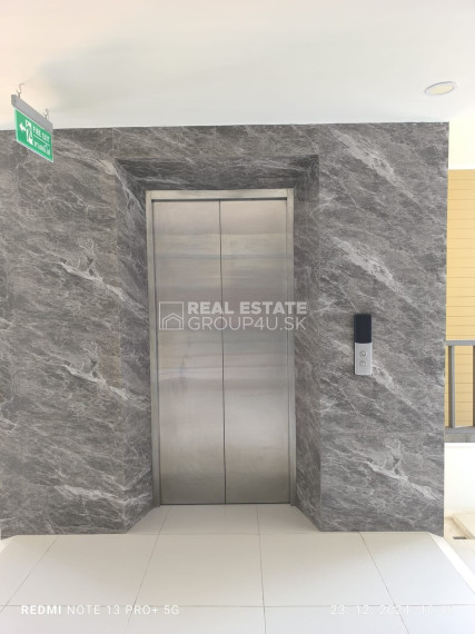 THAJSKO - štúdio v kondomíniu s balkónom