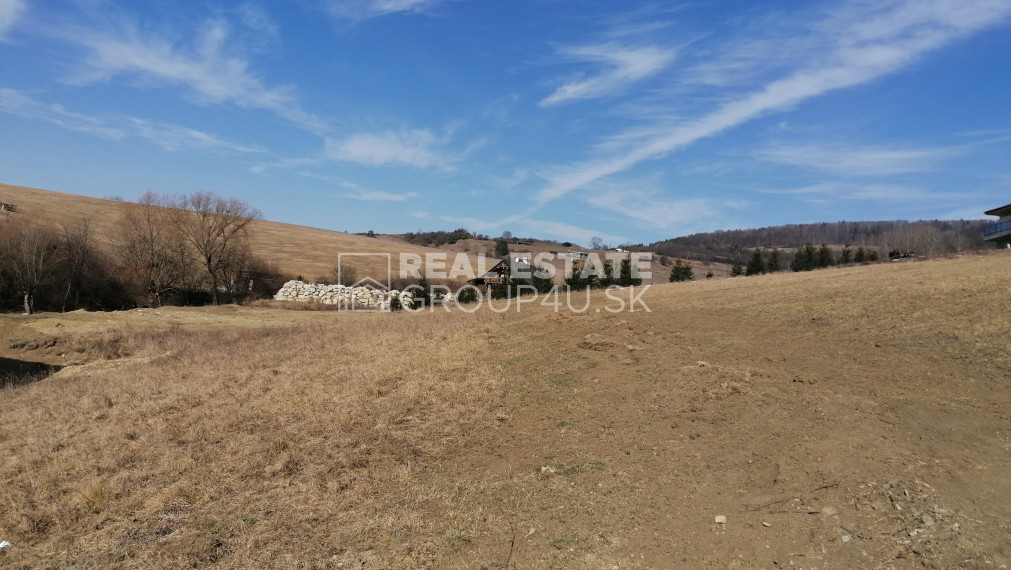 MODERNÝ BUNGALOV V LUKRATÍVNEJ ČASTI - BITAROVÁ