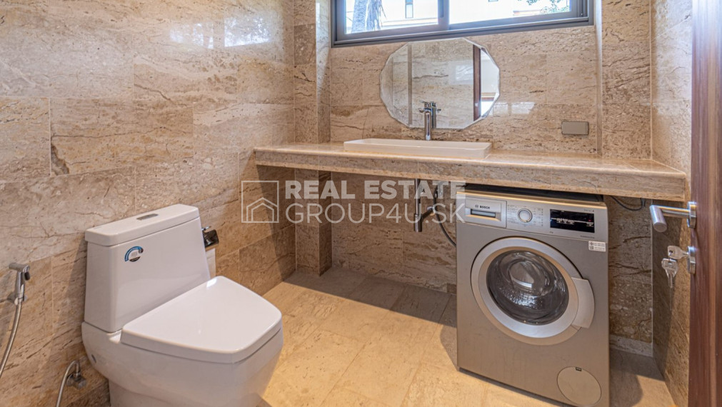 THAJSKO - 4 spálňová luxusná vila s bazénom