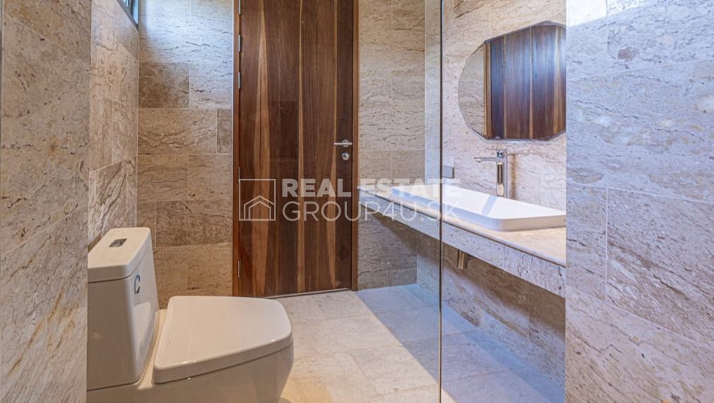 THAJSKO - 4 spálňová luxusná vila s bazénom