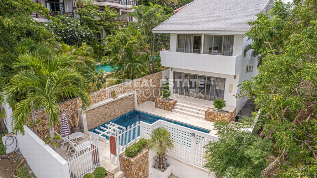 THAJSKO - 4 spálňová luxusná vila s bazénom