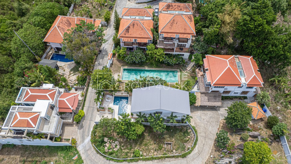 THAJSKO - 4 spálňová luxusná vila s bazénom