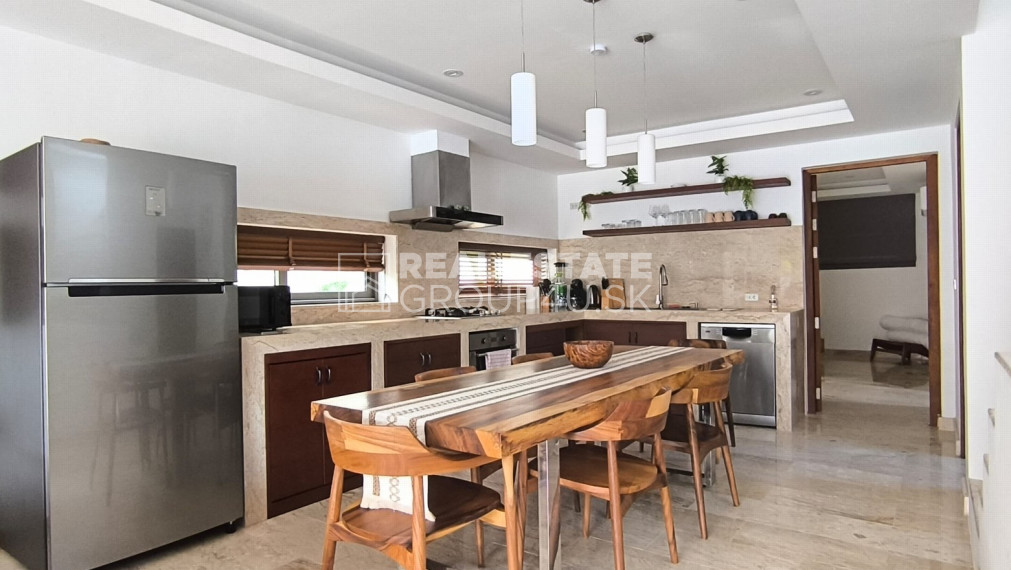 THAJSKO - 4 spálňová luxusná vila s bazénom