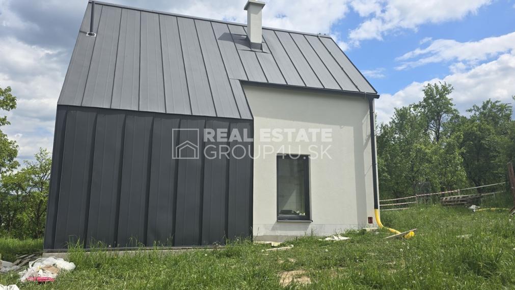 PREDAJ: BÝVANIE V LONE PRÍRODY