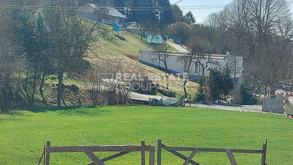 5 IZ RD - STAVEBNÉ POVOLENIE - OKAMŽITÁ VÝSTAVBA - PÚCHOV