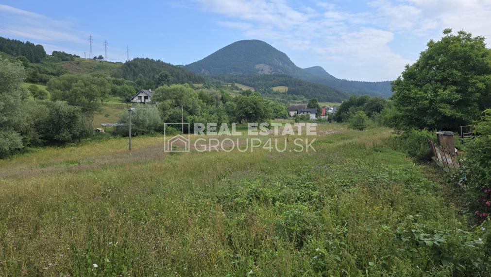 POZEMOK S RD V PEKNOM PROSTREDÍ - POV. BYSTRICA - od 194 000.-€