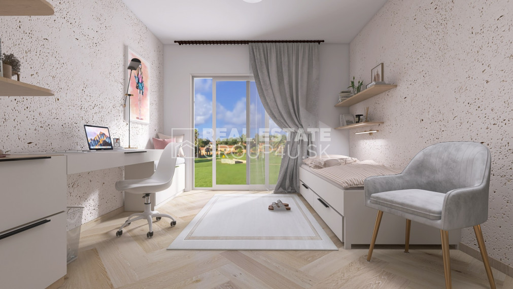 BULGALOV NA SLNEČNOM ROVINATOM POZEMKU - SLAVNICA