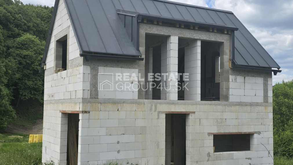 PREDAJ: HRUBÁ STAVBA 2 PODLAŽNÉHO RD