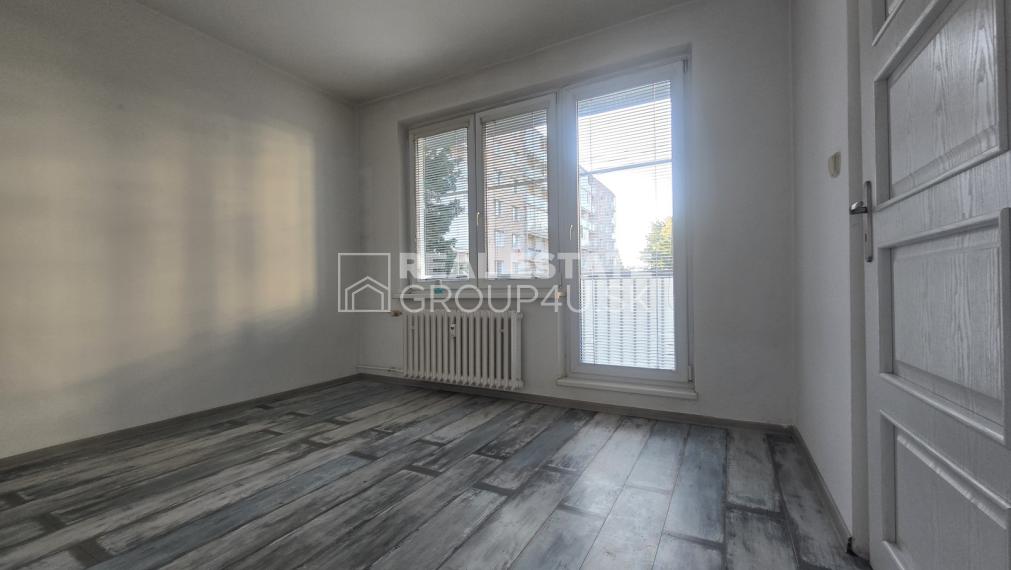 PREDAJ: ZREKONŠTRUOVANÝ 4 IZBOVÝ BYT S VÝMEROU 79 M2 - ul. Mojmírova PÚCHOV