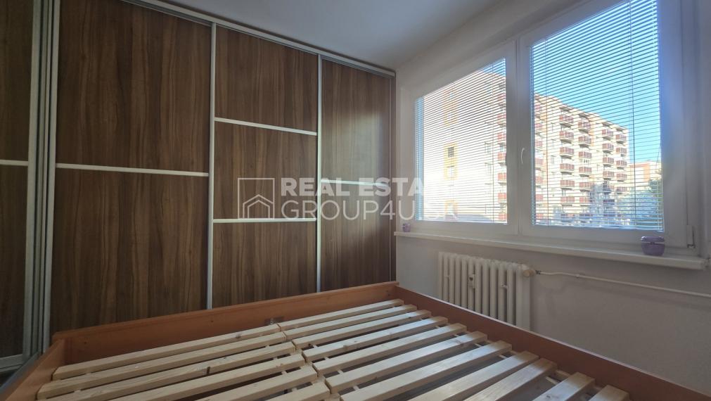 PREDAJ: ZREKONŠTRUOVANÝ 4 IZBOVÝ BYT S VÝMEROU 79 M2 - ul. Mojmírova PÚCHOV