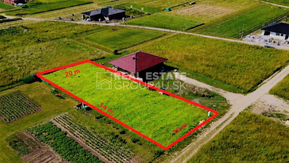 Pozemok s praktickým RD za rozumnú cenu - JASENICA