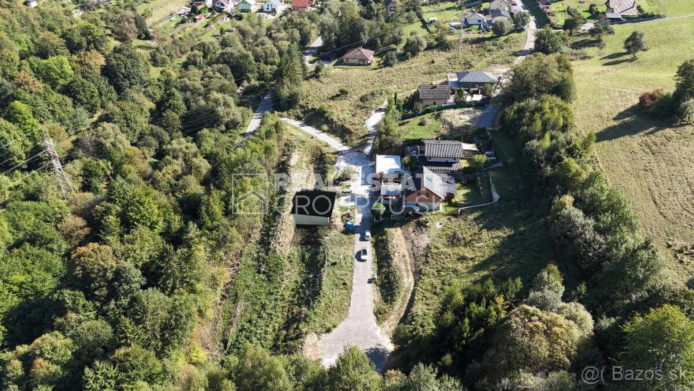 STAVEBNÝ POZEMOK S PROJEKTOM RD NA KĽÚČ - OVČIARSKO