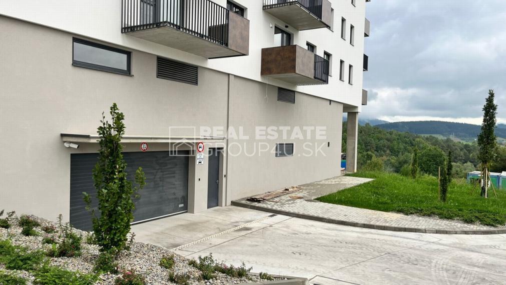 PRENÁJOM - VEĽKORYSÉ PRIESTORY S VIACÚČELOVÝM VYUŽITÍM - PB