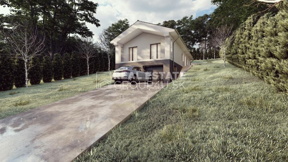 4 IZBOVÝ BUNGALOV DO SVAHU - praktické riešenie svahu