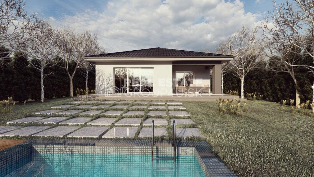 BUNGALOV S TERASOU - 4 IZBOVÝ , bezpečný a moderný dom