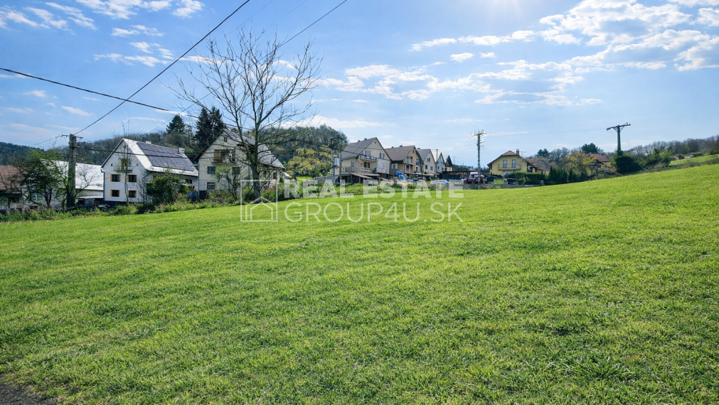 PREDAJ: Pozemok na výstavbu RD - Lysá p/M.