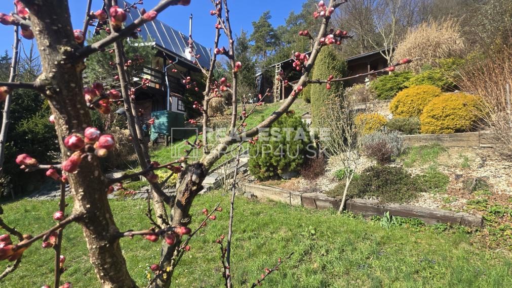 PREDAJ: KRÁSNA, VEĽKÁ ZÁHRADA - PÚCHOV