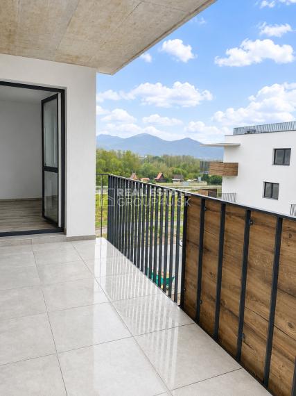 PRENÁJOM: MODERNÝ, ZARIADENÝ 3 IZ BYT - NOVÁ BYTČA