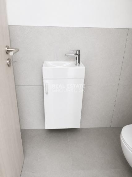 PRENÁJOM: MODERNÝ, ZARIADENÝ 3 IZ BYT - NOVÁ BYTČA
