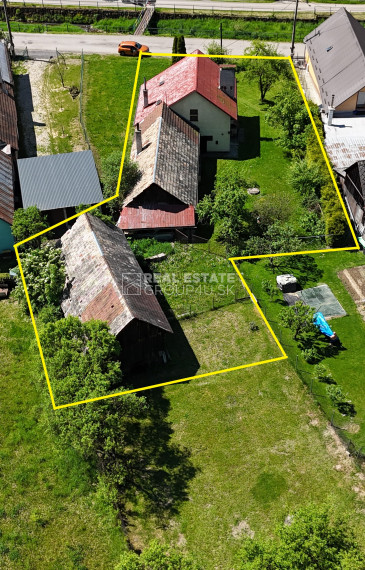 RODINNÝ DOM V SRDCI OBCE S POTENCIÁLOM - 170 000.-€