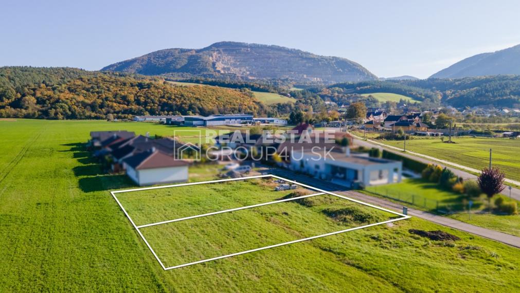 LUXUSNÉ 4 IZ BUNGALOVY - BELUŠA