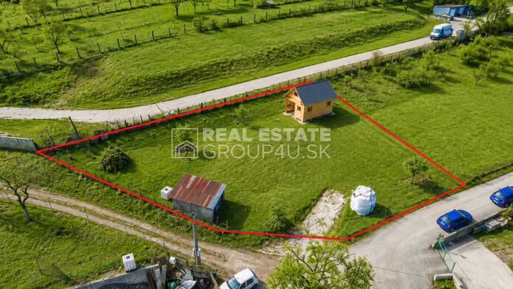 STAVEBNÝ POZEMOK S KRÁSNYM VÝHĽADOM - POVAŽSKÁ BYSTRICA
