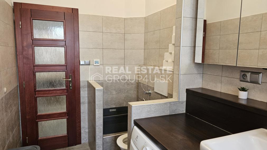 PREDAJ: VKUSNÝ VEĽKOMETRÁŽNY 2 IZ BYT až 86 m² v tichej lokalite