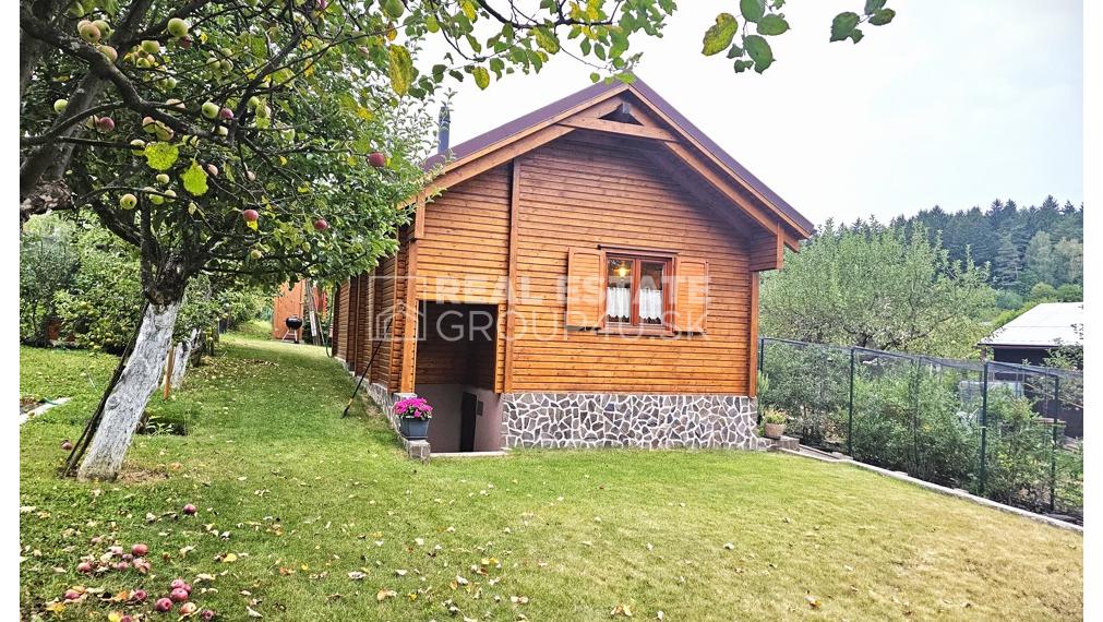 PREDAJ - ZÁHRADNÁ ZRUBOVÁ CHATA s úžitkovou záhradou - Kalvária