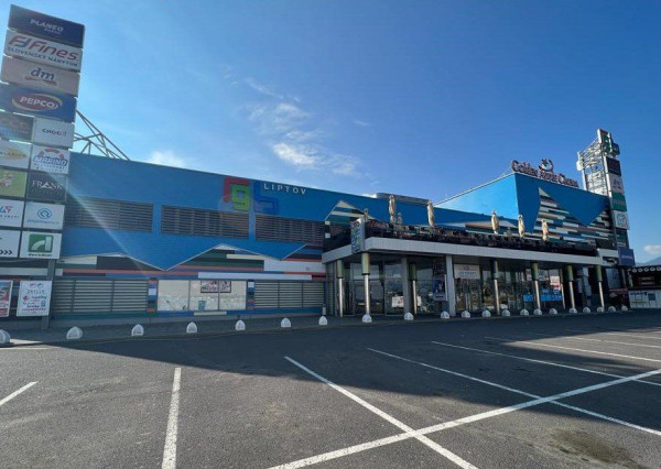 PRENÁJOM: obchodný priestor - nákupné centrum LIPTOVSKÝ MIKULÁŠ