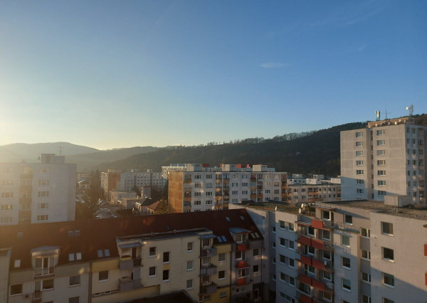 REZERVOVANÉ - 3 IZ. BYT PÚCHOV, NÁM. SLOBODY