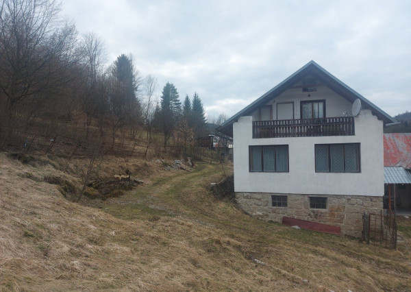 CHALUPA - V BLÍZKOSTI LYŽIARSKEHO STREDISKA - 65 000.-€