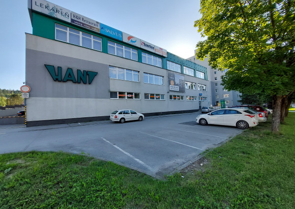 PRENÁJOM - kancelárske priestory 130 m2 - POV. BYSTRICA - 845.-€ bez DPH