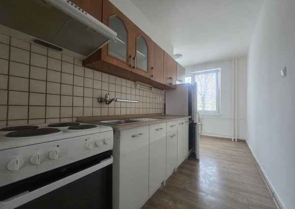 PRENÁJOM: 2 IZBOVÝ BYT S BALKÓNOM - PÚCHOV